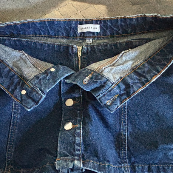 Gianni Bini - Dark Denim High Rise Skort - Picture 3 of 6